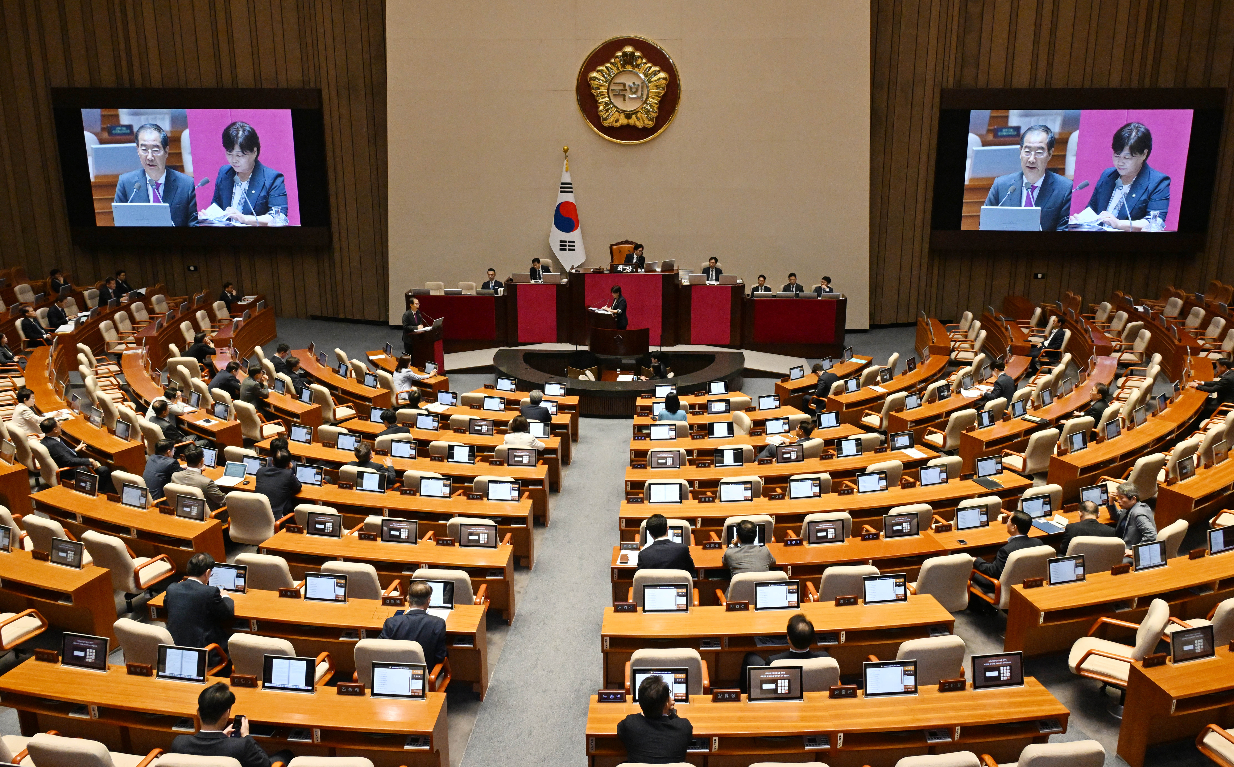 한덕수 국무총리가 9일 서울 여의도 국회에서 열린 제418회국회(정기회) 제4차 본회의 정치 분야 대정부질문에서 질의에 답하고 있다. 2024.9.9 홍윤기 기자