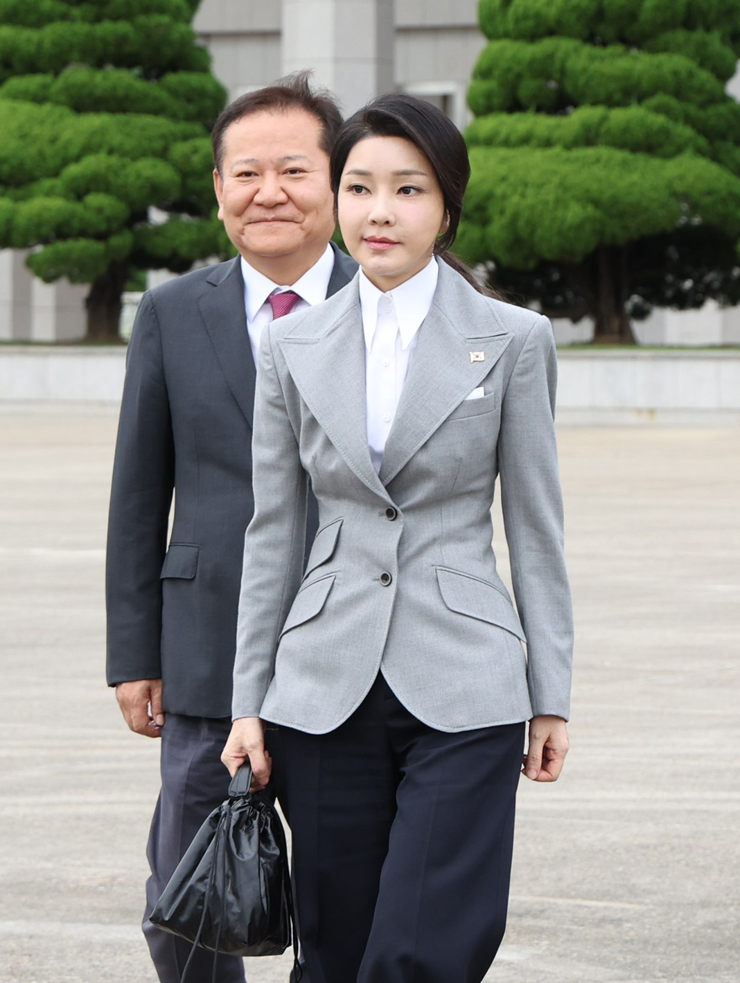 김건희 여사, 윤석열 대통령 체코 공식 방문 동행