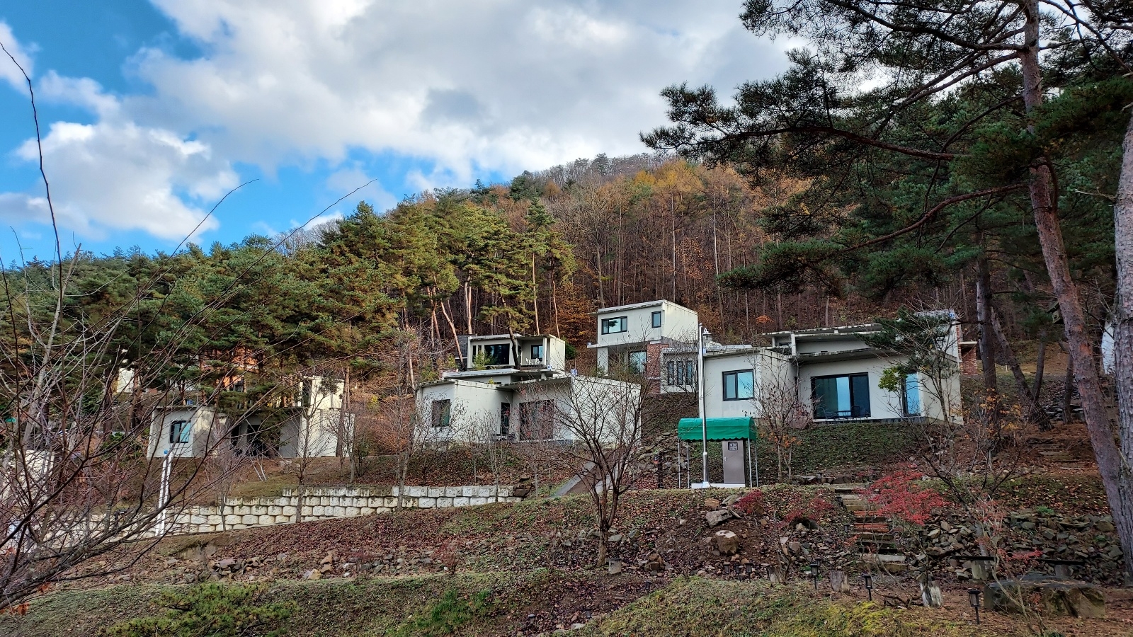 청주시가 매입한 민간 자연휴양림 시설인 ‘동보원’ 전경.  청주시 제공