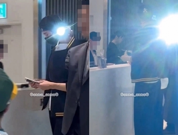 지난 7월 배우 변우석의 사설 경호업체 직원이 인천공항 라운지 이용객들을 향해 플래시를 쏘는 모습.
출처 : 엑스(X)