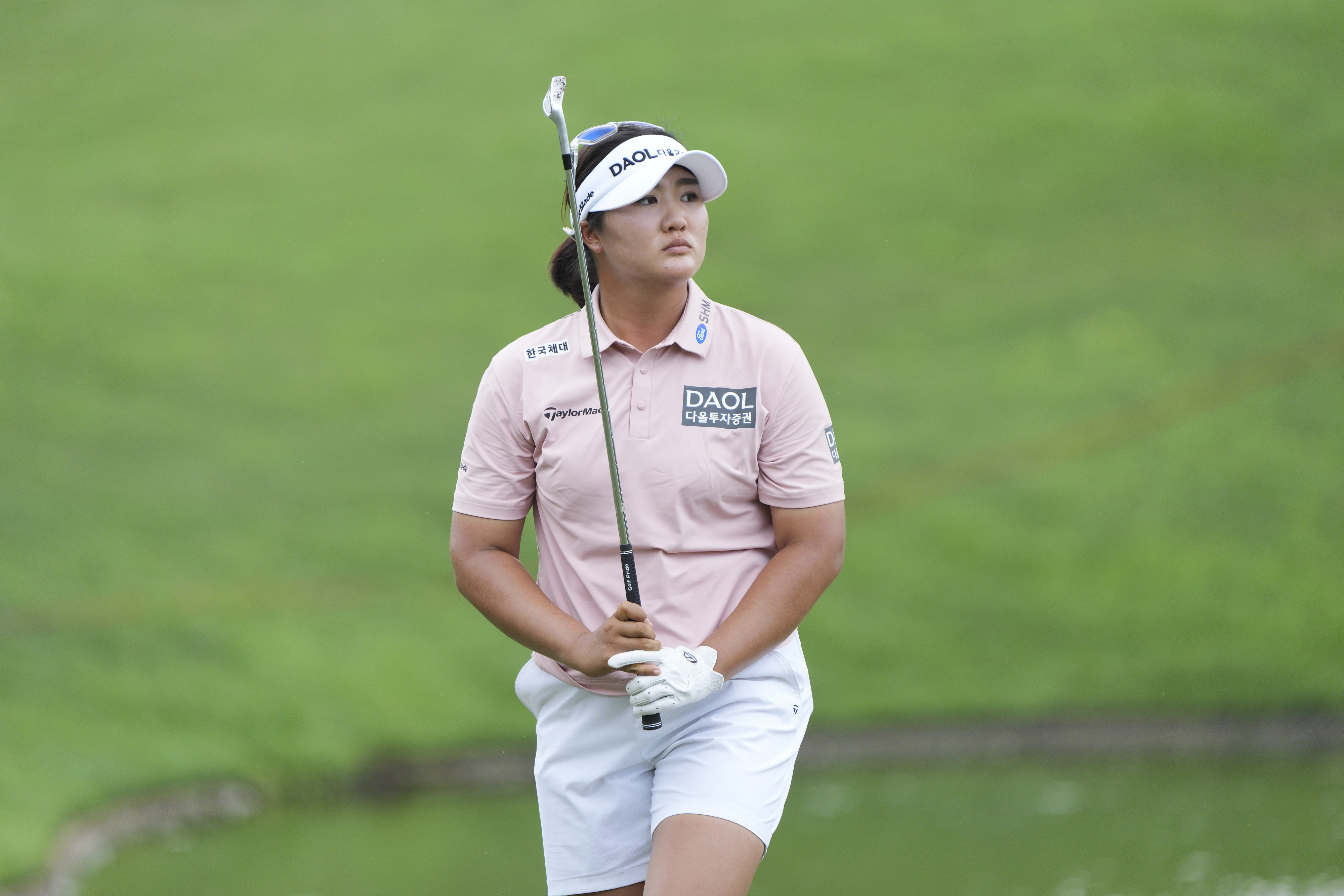 27일 LPGA 투어 메이뱅크 챔피언십 4라운드 14번 홀에서의 유해란. AP 연합뉴스