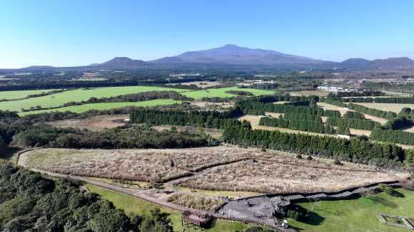 산굼부리의 가을