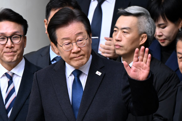 ‘위증교사’ 1심 선고공판 마친 이재명 대표
