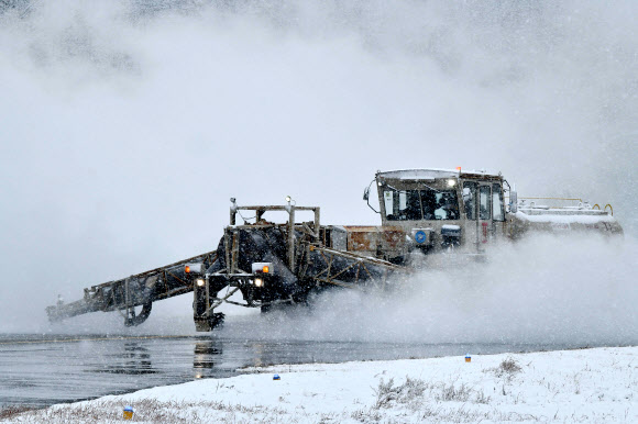 공군, 각 부대 제설작전 수행