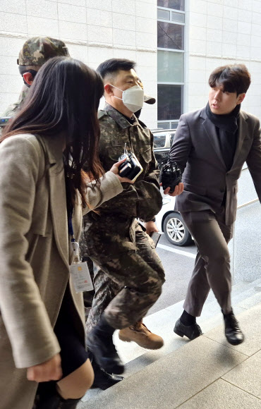 영장심사 받는 ‘햄버거집 계엄회동’ 문상호 사령관