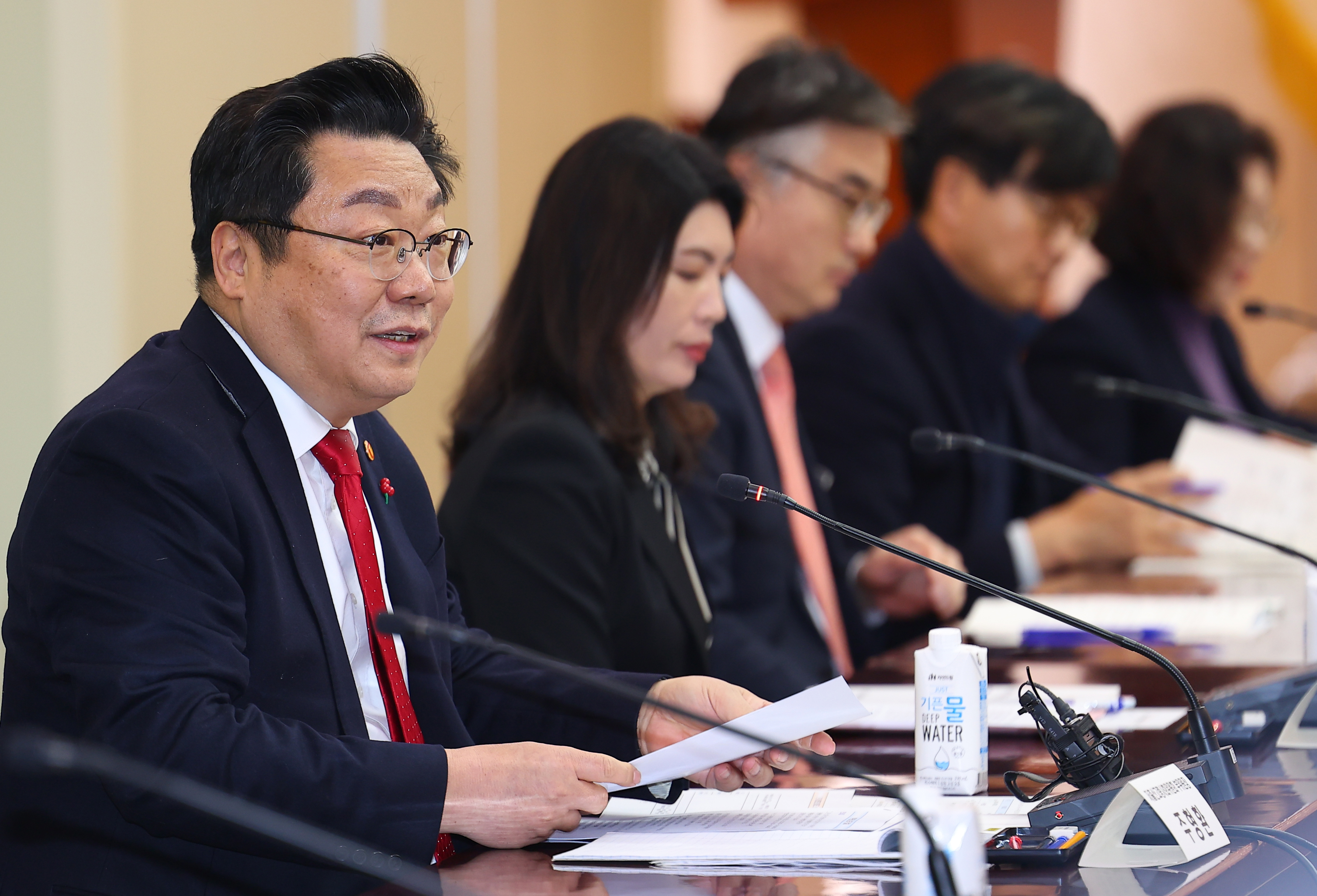 저출산고령사회위원회 6차 비상대책회의 주재하는 주형환 부위원장