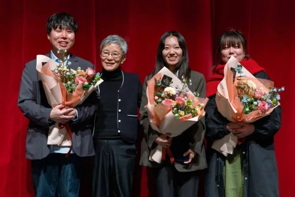 왼쪽부터 배해률 작가, 박정희 국립극단 예술감독, 김주희 작가, 윤지영 작가<br>국립극단 제공