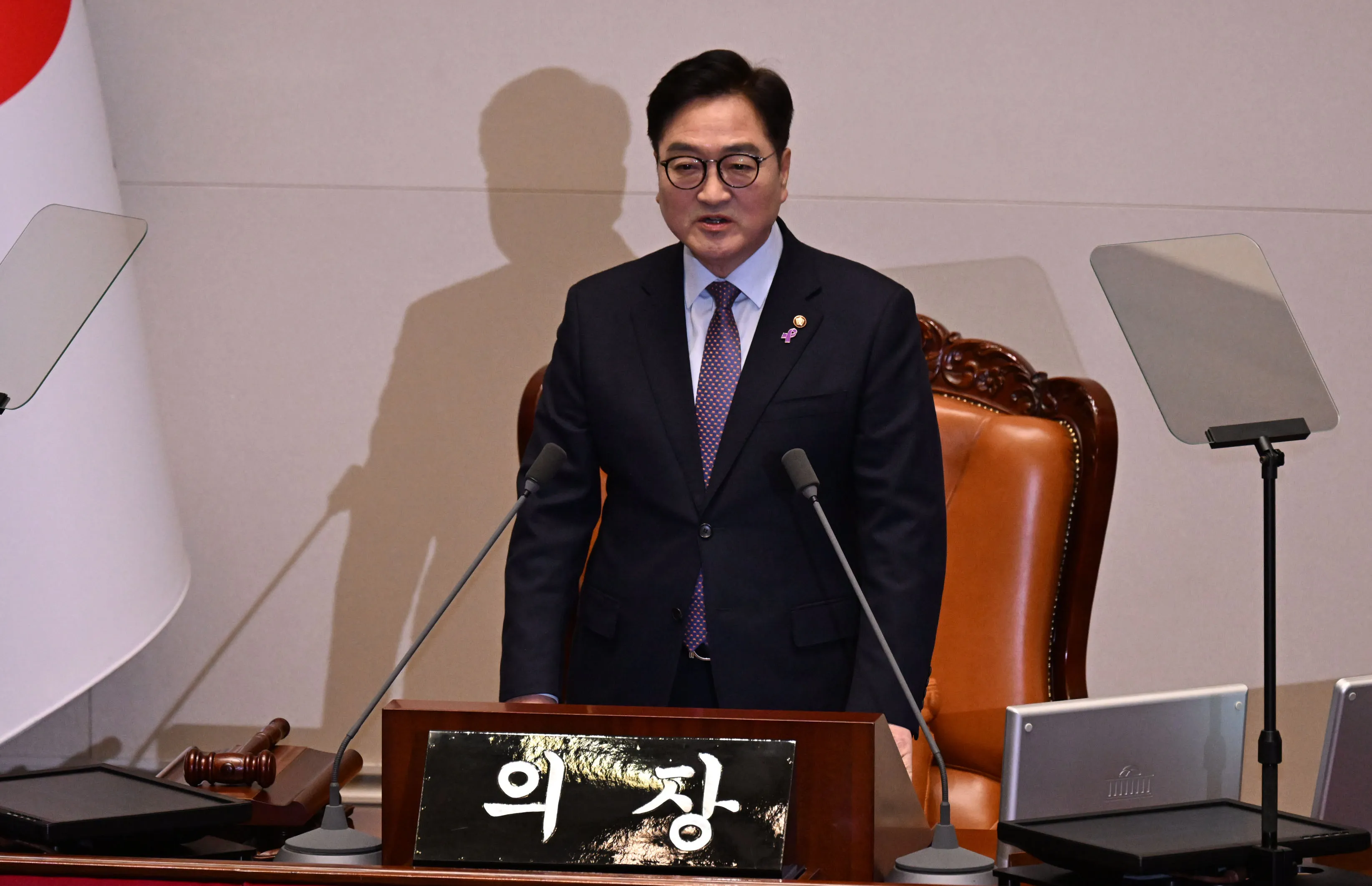 우원식 국회의장이 3일 국회 본회의장에서 열린 제422회 국회(임시회) 개회식 및 본회의에서 개회사를 하고 있다. 2025.2.3 안주영 전문기자