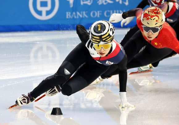 금메달 김길리, ‘금빛질주’