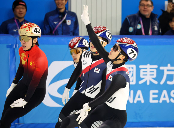 박지원, ‘린샤오쥔 추격 막고 2관왕’