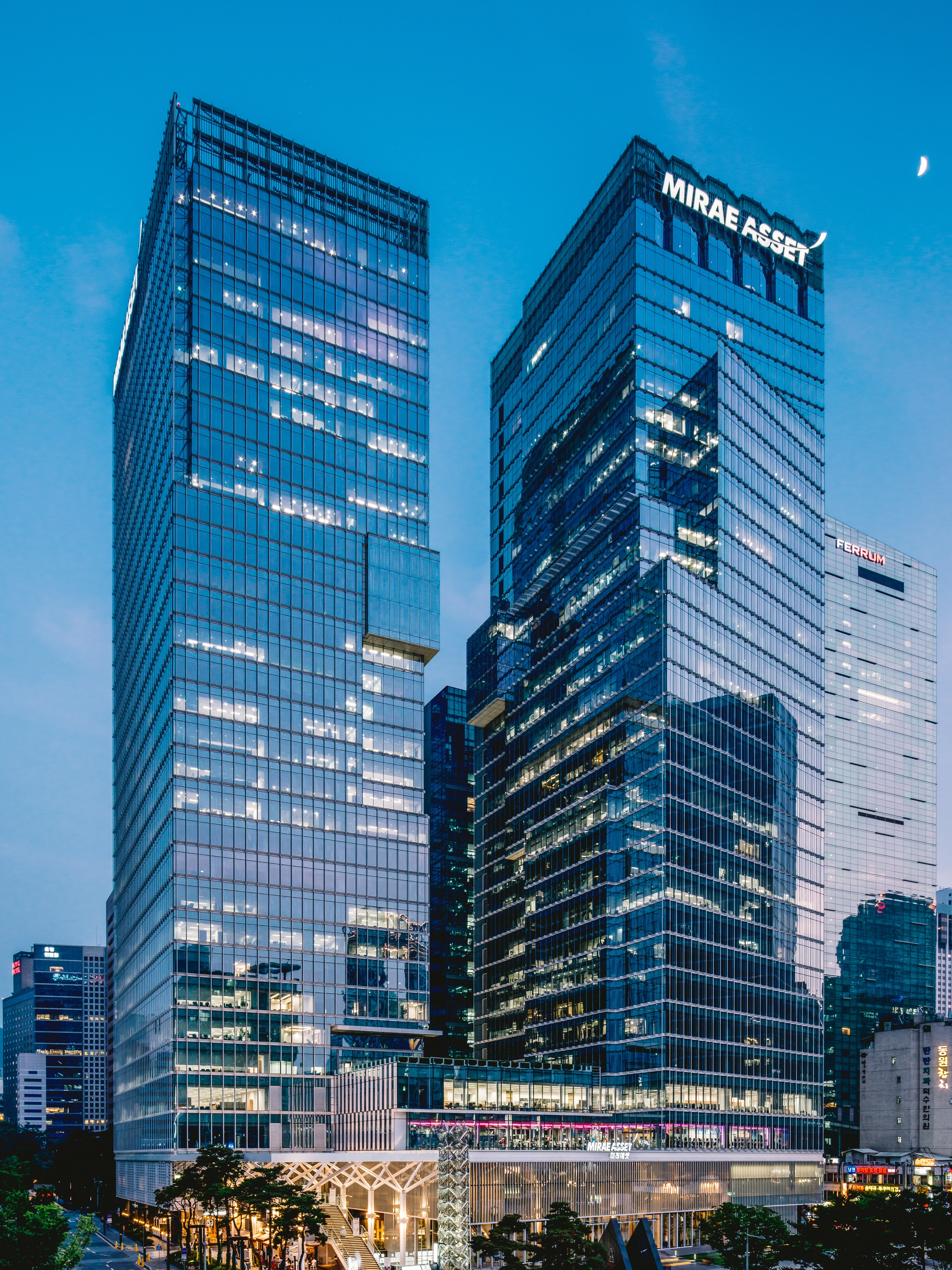 "미래에셋에 2세 경영은 없다"... 장학재단 통해 지분 승계 구상 [2025 ... - 뉴스 썸네일 이미지