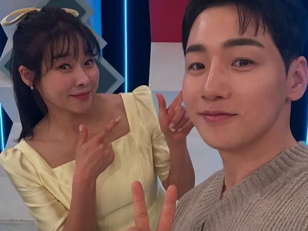 방송인 현영(왼쪽)과 트로트 가수 박군. 현영 인스타그램 캡처