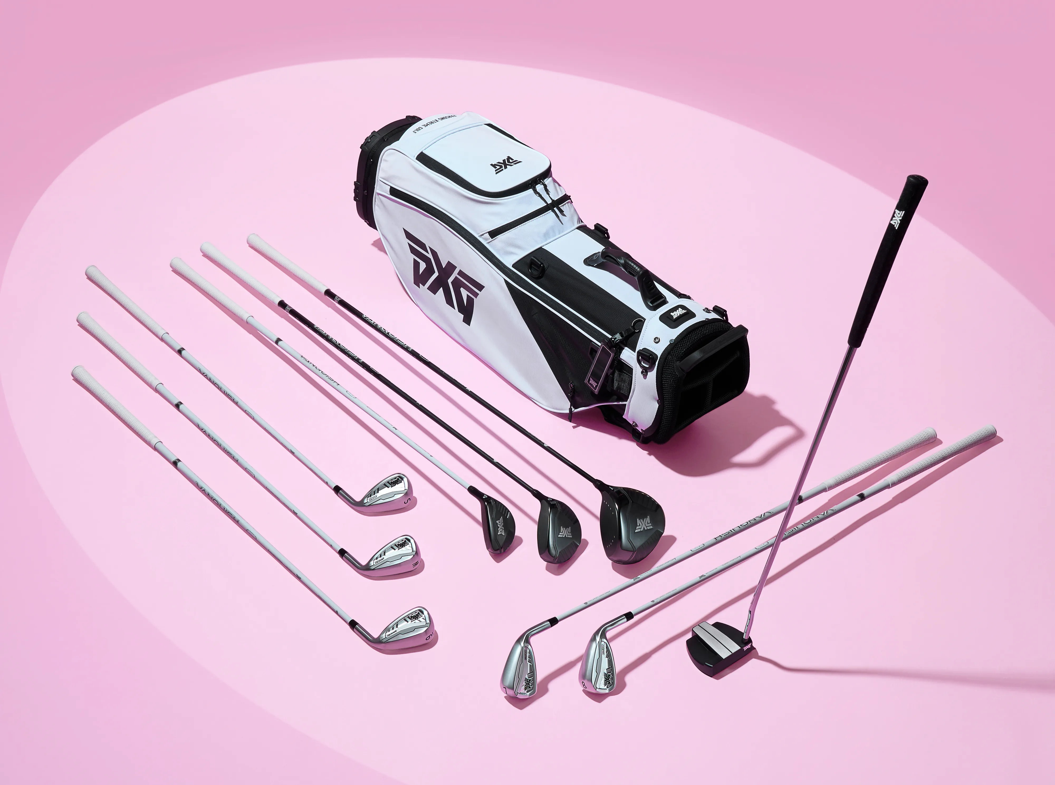 PXG가 선보인 여성 전용 클럽 풀세트인 ‘와일드 캣(Wild Cat)’