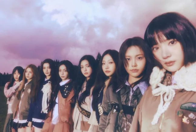 SM엔터테인먼트 신인 걸그룹 하츠투하츠. 왼쪽부터 예온, 주은, 에이나, 이안, 유하, 스텔라, 카르멘, 지우. SM엔터테인먼트 제공