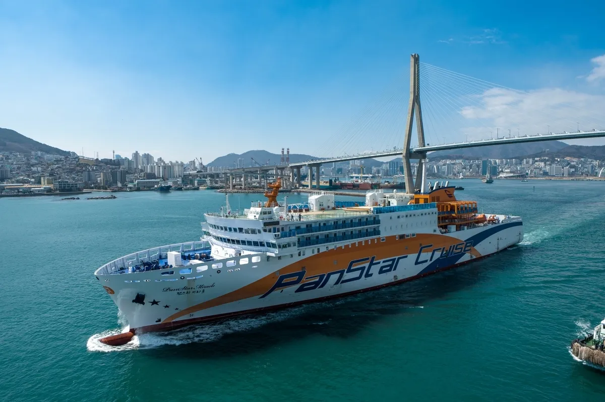 국내 첫 크루즈페리 ‘팬스타미라클’호/ 팬스타그룹 제공