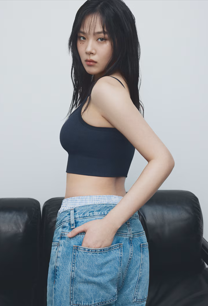 가수 겸 배우 비비가 유니클로 모델로 발탁됐다. 유니클로 제공