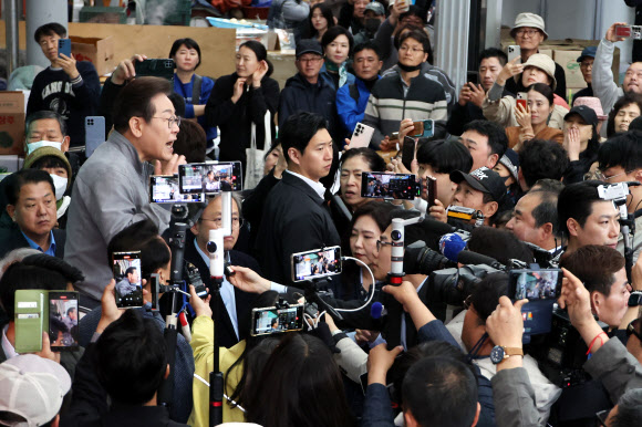 강원 도민들에게 지지 호소하는 이재명 후보