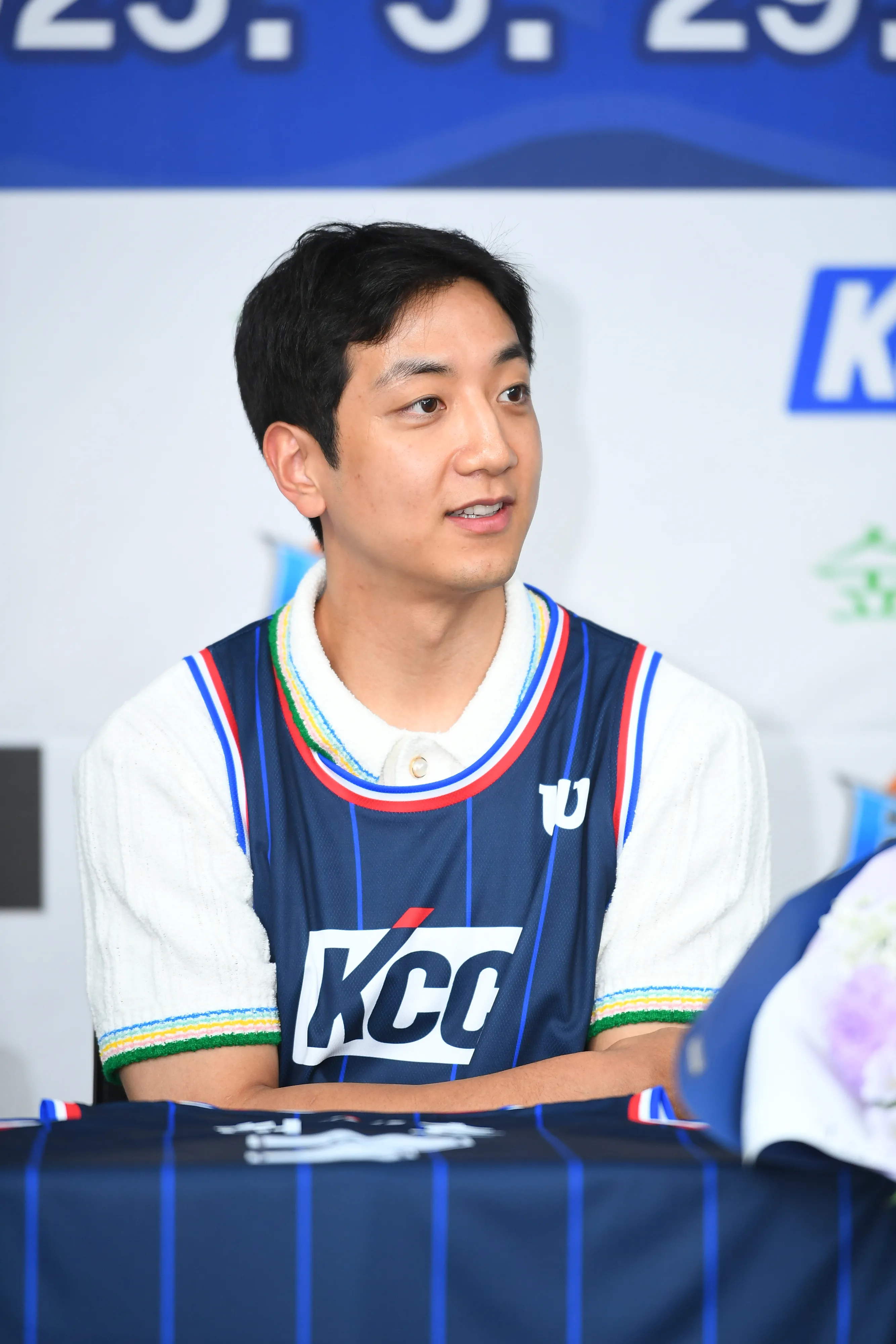 부산 KCC 허훈이 지난달 29일 서울 강남구 KBL센터에서 열린 입단 기자회견에서 이적 소감을 밝히고 있다. KBL 제공