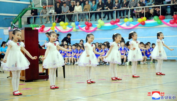 북한, 장애어린이 6·1 국제아동절 기념모임