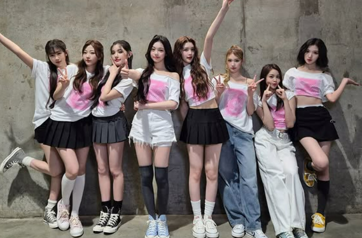 걸그룹 하츠투하츠가 과잉 경호 논란에 휩싸였다. 하츠투하츠 공식 인스타그램 캡처