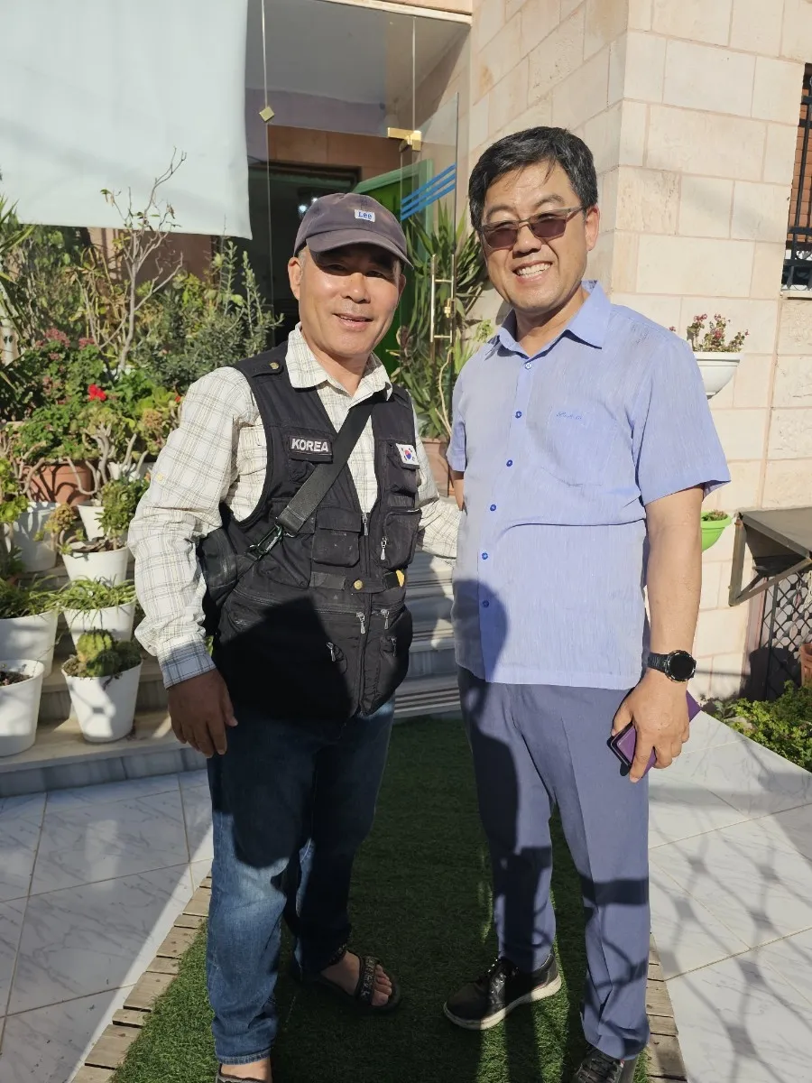 장한주(오른쪽) 요르단한인회장과 이강근 이스라엘한인회장.
이강근 이스라엘한인회장 제공