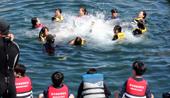 바다 생존수영 교육