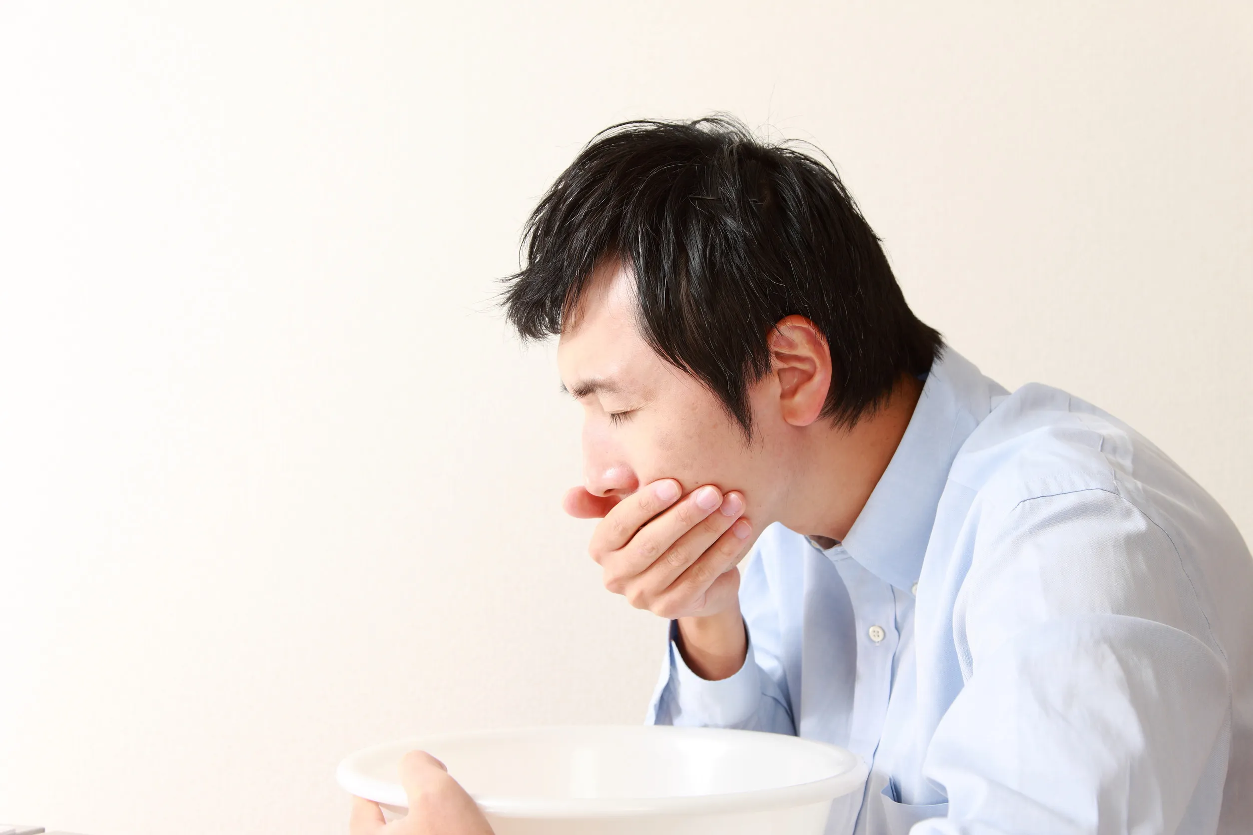 메스꺼움, 구토 자료 이미지. 123rf