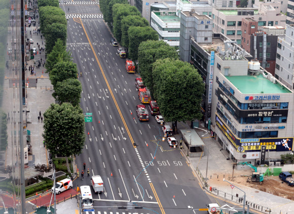 교대역 인근 가스 누출로 도로 통제