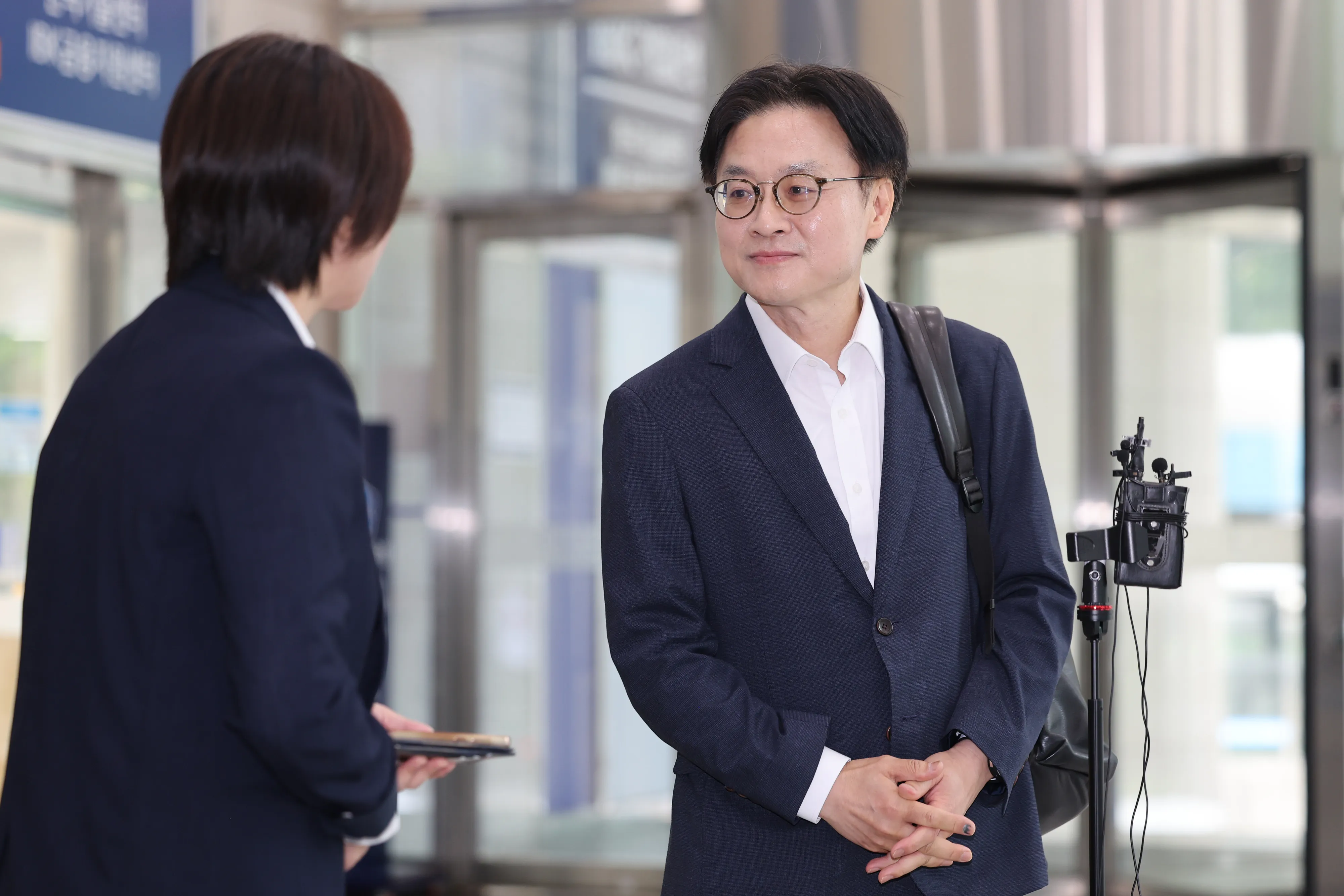 산업통상자원부 장관 후보자로 지명된 김정관 두산에너빌리티 사장이 30일 서울 강남구 한국기술센터에 마련된 인사청문회 준비사무실로 첫 출근을 하며 취재진의 질문에 답하고 있다. 2025.6.30. 연합뉴스