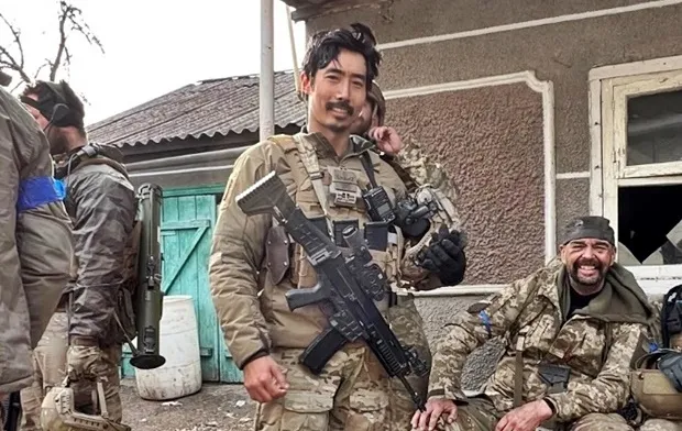14일(이하 현지시간) 우크라이나 매체 ‘더 뉴 보이스 오브 우크라이나’(NV)는 우크라이나군 소속으로 참전한 이근 대위를 직접 만나 이야기를 들어봤다며 관련 인터뷰 내용을 전격 공개했다. 2022.5.14 더뉴보이스오브우크라이나