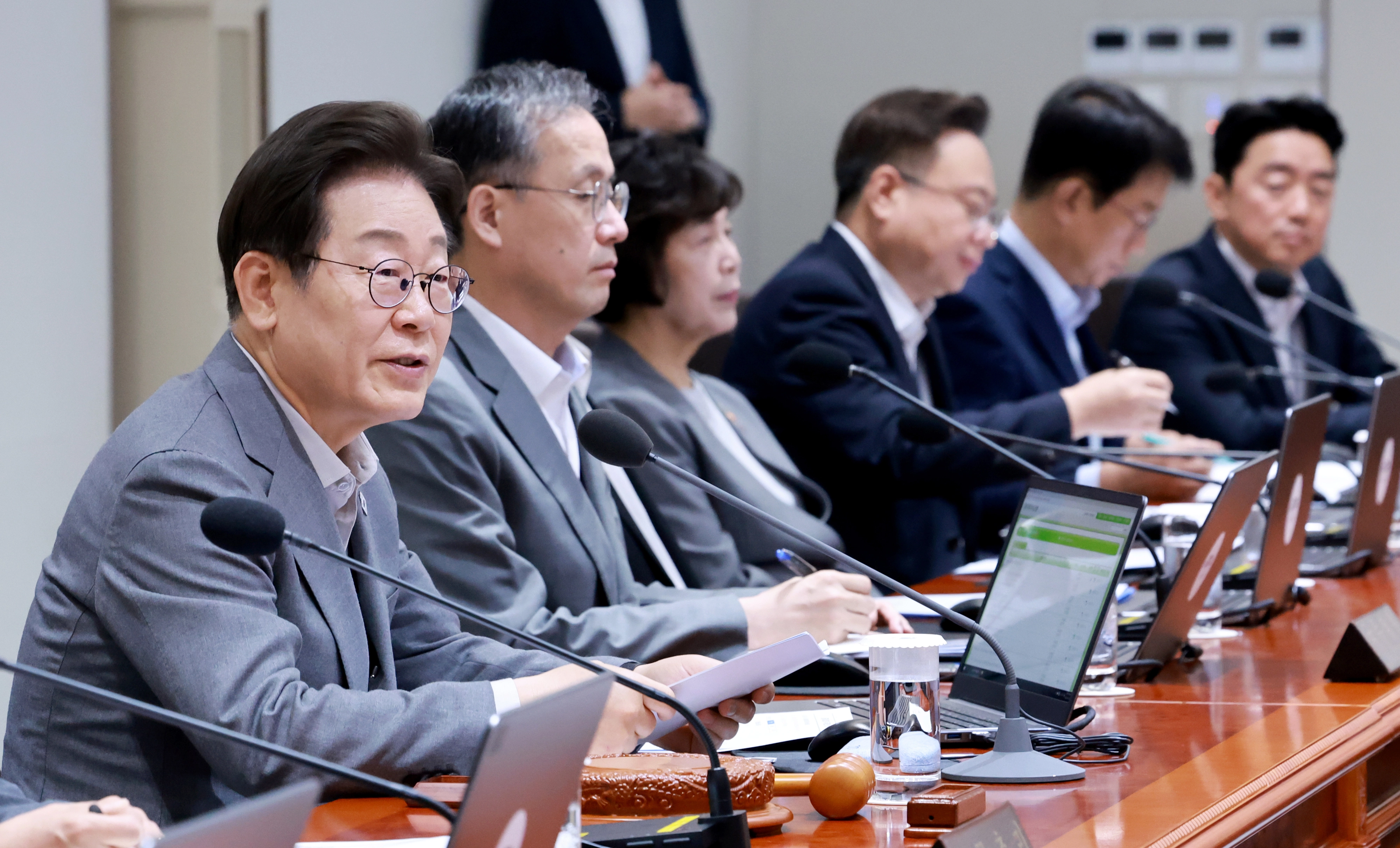 이재명 대통령이 15일 서울 용산 대통령실 청사에서 열린 국무회의에서 발언하고 있다. 2025.7.15 연합뉴스