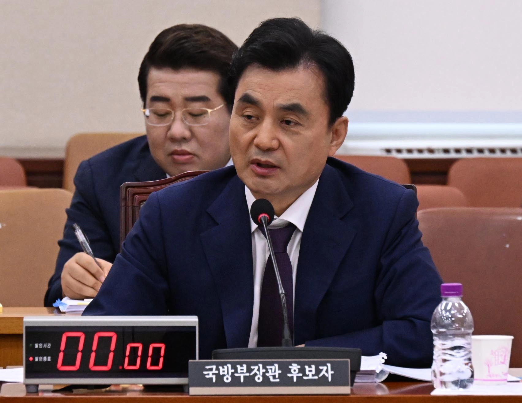 안규백 국방부 장관 후보자가 15일 국회 국방위원회 전체회의장에서 열린 인사청문회에 출석해 의원질의에 답 하고 있다. 2025.7.15 안주영 전문기자