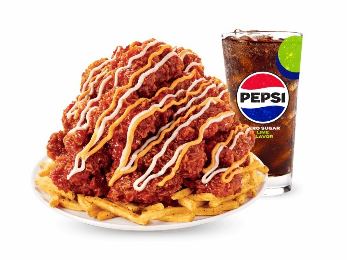 맘스터치 핫치즈빅싸이순살맥스 콤보. 맘스터치앤컴퍼니 제공
