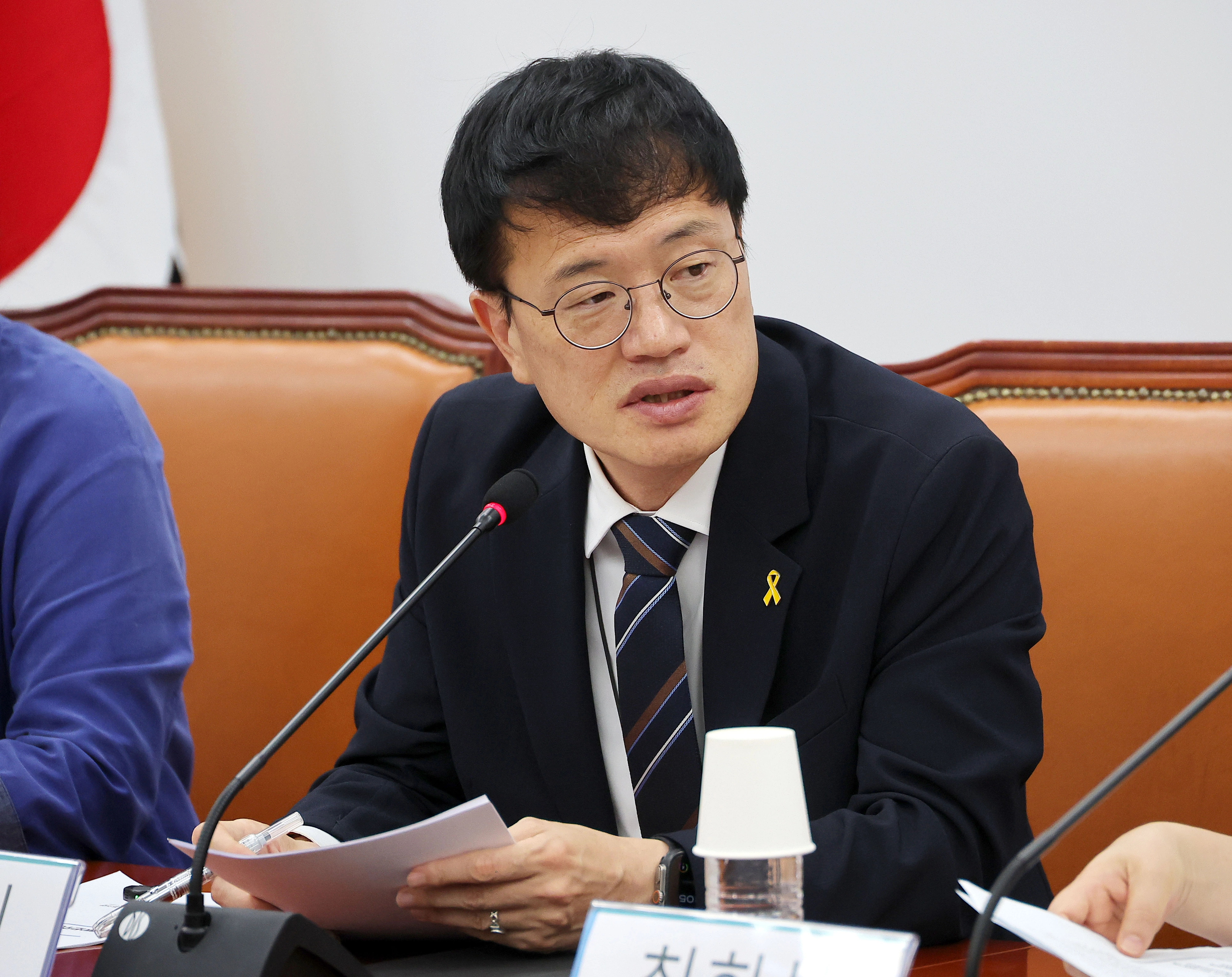 15일 국회에서 열린 더불어민주당·전국보건의료노조 간담회에서 박주민 국회 보건복지위원회 위원장이 인사말을 하고 있다. 2025.7.15 연합뉴스