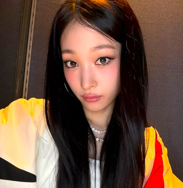 올데이 프로젝트 애니. 애니 인스타그램 캡처