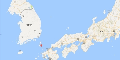 중국의 5세대 스텔스 전투기 젠(殲·J)-20이 대한해협(일본명 쓰시마 해협) 동수로를 통과했으나, 한국군과 일본군 모두에 보고되지 않은 것으로 보인다고 29일 홍콩 사우스차이나모닝포스트(SCMP)가 보도했다. 사진의 빨간색 동그라미 표시가 대한해협 동수로. 구글맵 캡처