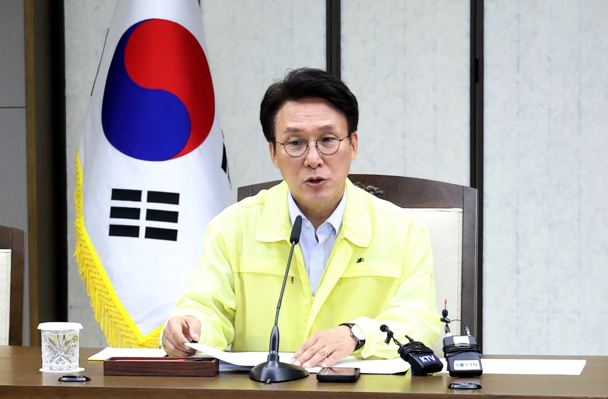 김민석 국무총리가 8일 오후 세종시 정부세종청사에서 열린 국가테러대책위원회를 주재하며 발언하고 있다. 2025.8.8 뉴스1