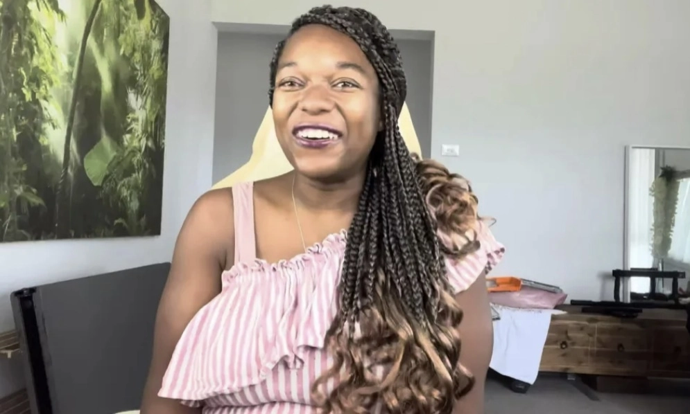 호주의 가정 출산 전문 조산사가 가정분만을 고집하며 위험에 처한 산모를 방치해 결국 아기를 죽게 한 혐의로 기소됐다. 오예볼라 콕슨 인스타그램 캡처(@ostetricasenzafiltri)