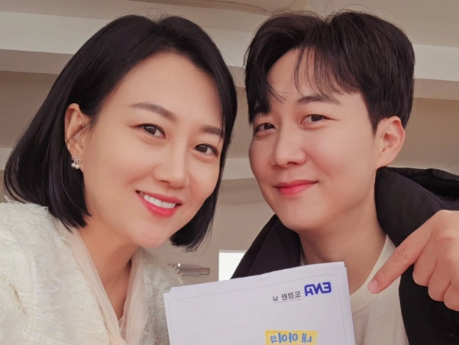 가수 장윤정의 남편인 도경완 전 KBS 아나운서에 대해 ‘장윤정의 서브’라고 지칭한 예능 프로그램 속 발언을 두고 논란이 불거지며 결국 제작진이 사과에 나섰다. 인스타그램 캡처