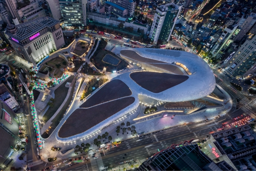 우주선을 닮은 DDP 외관도 한몫을 한다는 평가다.
서울디자인재단 제공