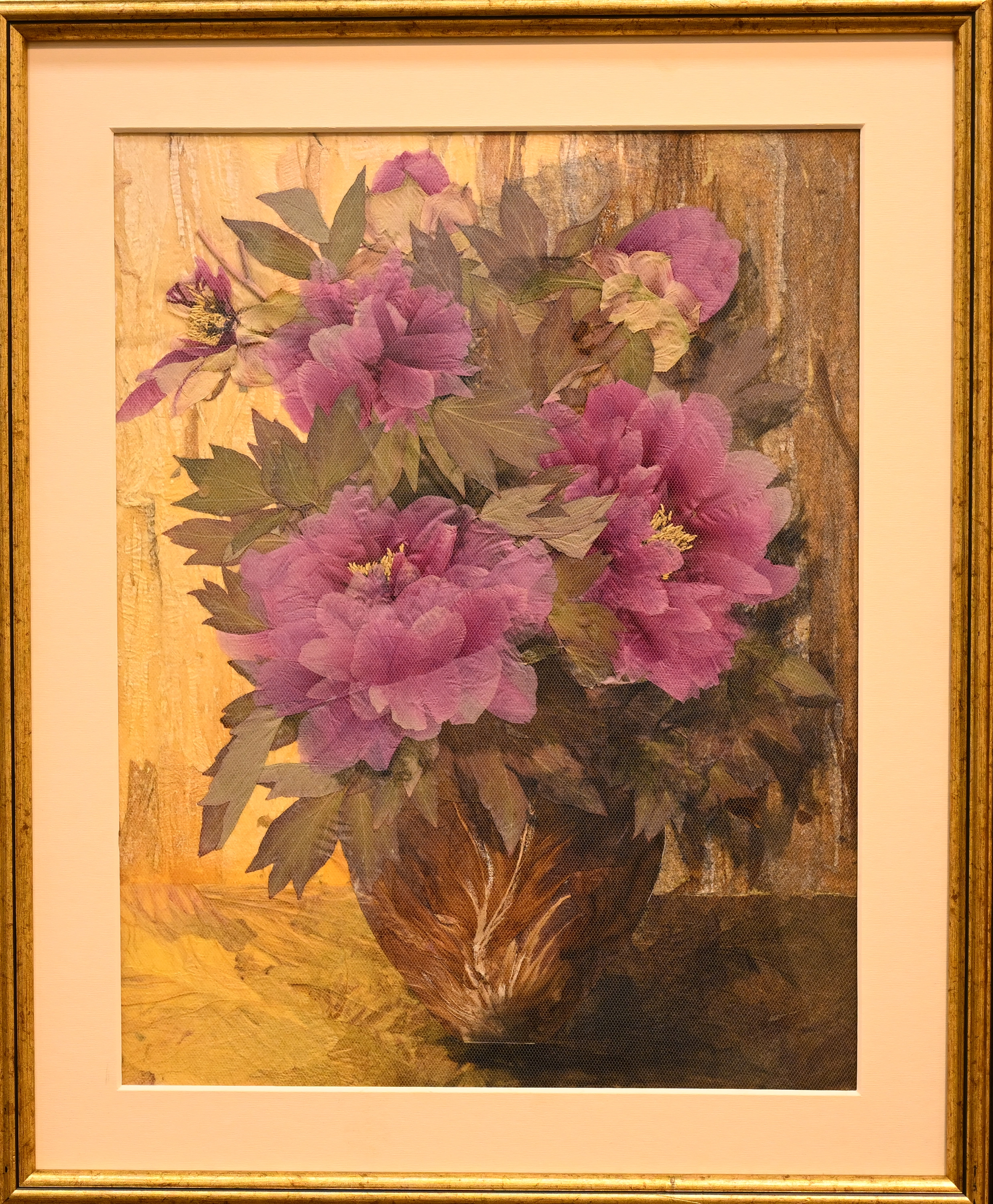 압화박물관에 전시된 꽃누르미 작품.