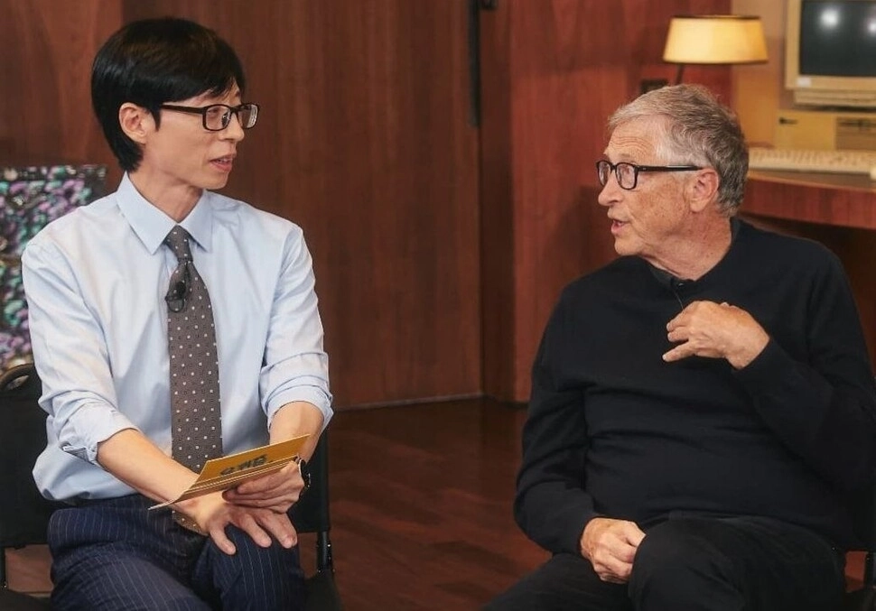 국내 대표 인터뷰 예능 프로그램 ‘유퀴즈’에 출연한 빌 게이츠 게이츠재단 의장(오른쪽)이 추천한 인생책 3권이 서점가에서 역주행 돌풍을 일으키고 있다.

tvN 제공