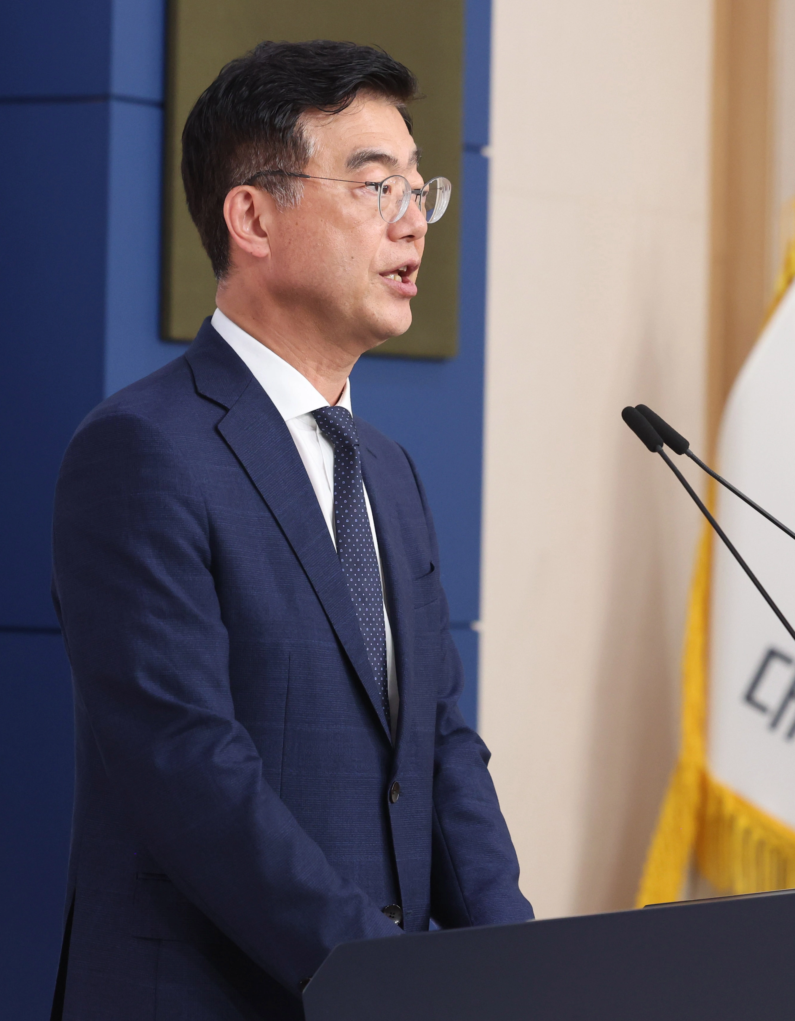 외교부, 미 조지아 상황 관련 브리핑  이재웅 외교부 대변인이 5일 오후 서울 종로구 정부서울청사에서 ‘미국 조지아주 현대자동차-LG에너지솔루션 공장 한국인 포함 불법체류자 체포’와 관련 브리핑을 하고 있다. 2025.09.05. 뉴시스