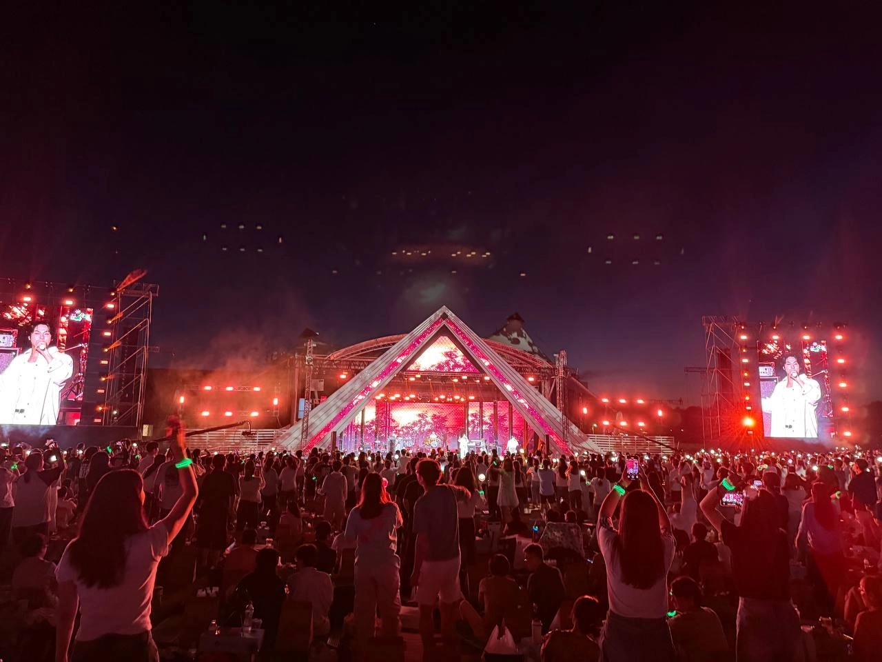 지난 5일부터 7일까지 3일간 파주 임진각 평화누리 일원에서 열린 경기도 문화사계 ‘가을’의 ‘평화누리 피크닉 페스티벌 with 캠핑’의 공연 모습(경기관광공사 제공)