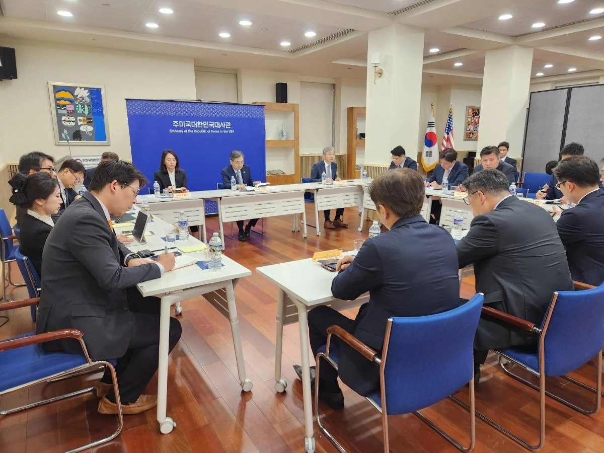 조현 장관, 미국 진출 기업인 간담회 참석  조현 외교부 장관이 9일(현지시간) 미국 워싱턴DC에서 열린 미국 진출 기업인 간담회에 참석해 있다. 2025.9.10 외교부 제공