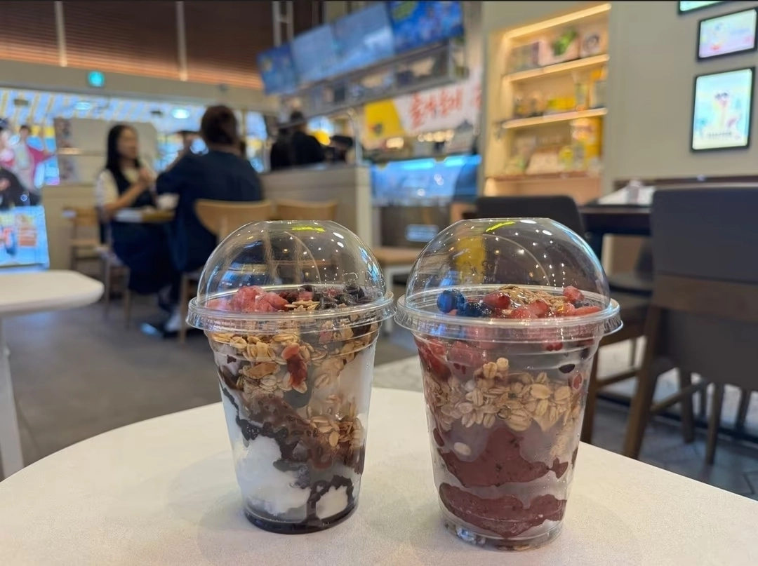 메가MGC커피의 ‘요거젤라또 초코베리믹스’. 메가MGC커피 제공