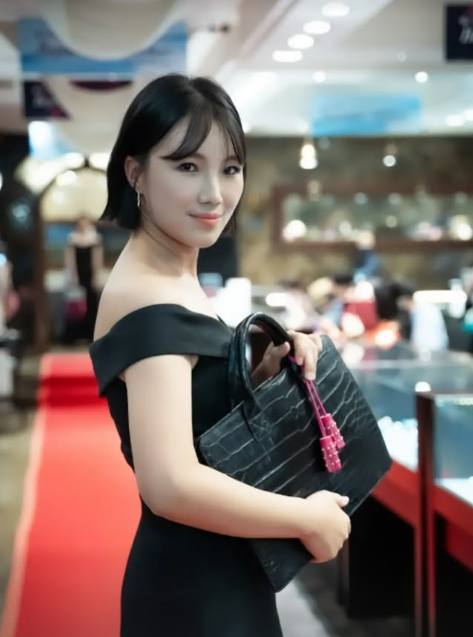 ‘나는 솔로’ 7기 영숙이 결혼 사기 피해를 봤다고 고백했다. 영숙 인스타그램 캡처