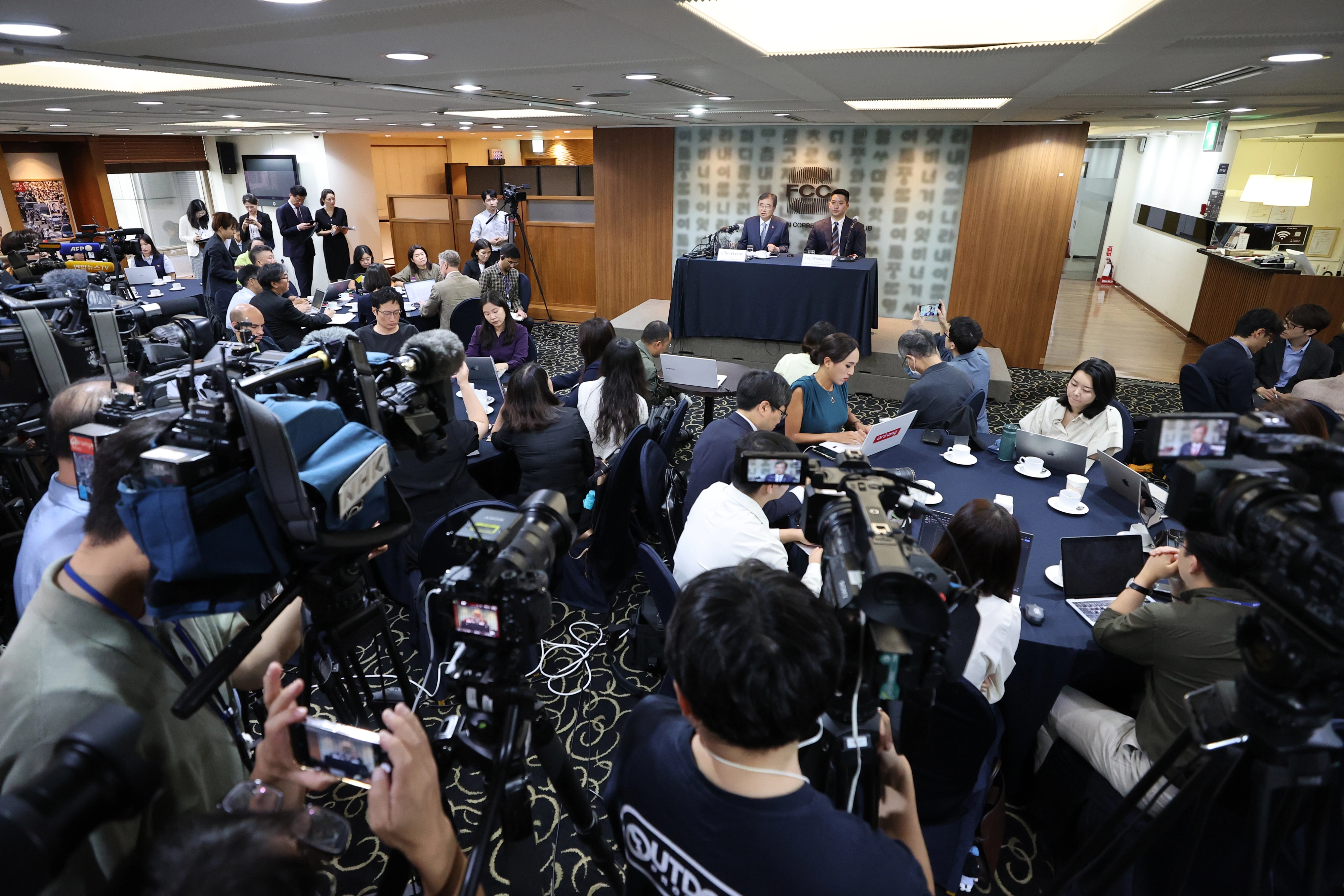 외교부 장관 외신기자 간담회  19일 서울 중구 프레스센터에서 조현 외교부 장관 서울외신기자클럽(SFCC) 간담회가 열리고 있다. 2025.9.19 연합뉴스