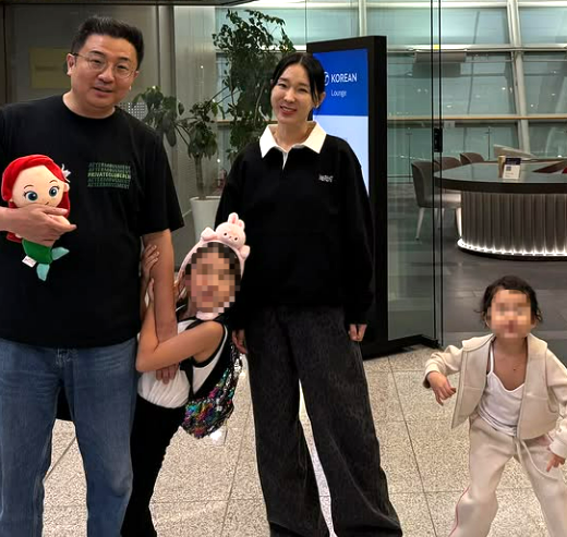이지혜와 그의 가족들. 이지혜 인스타그램 캡처