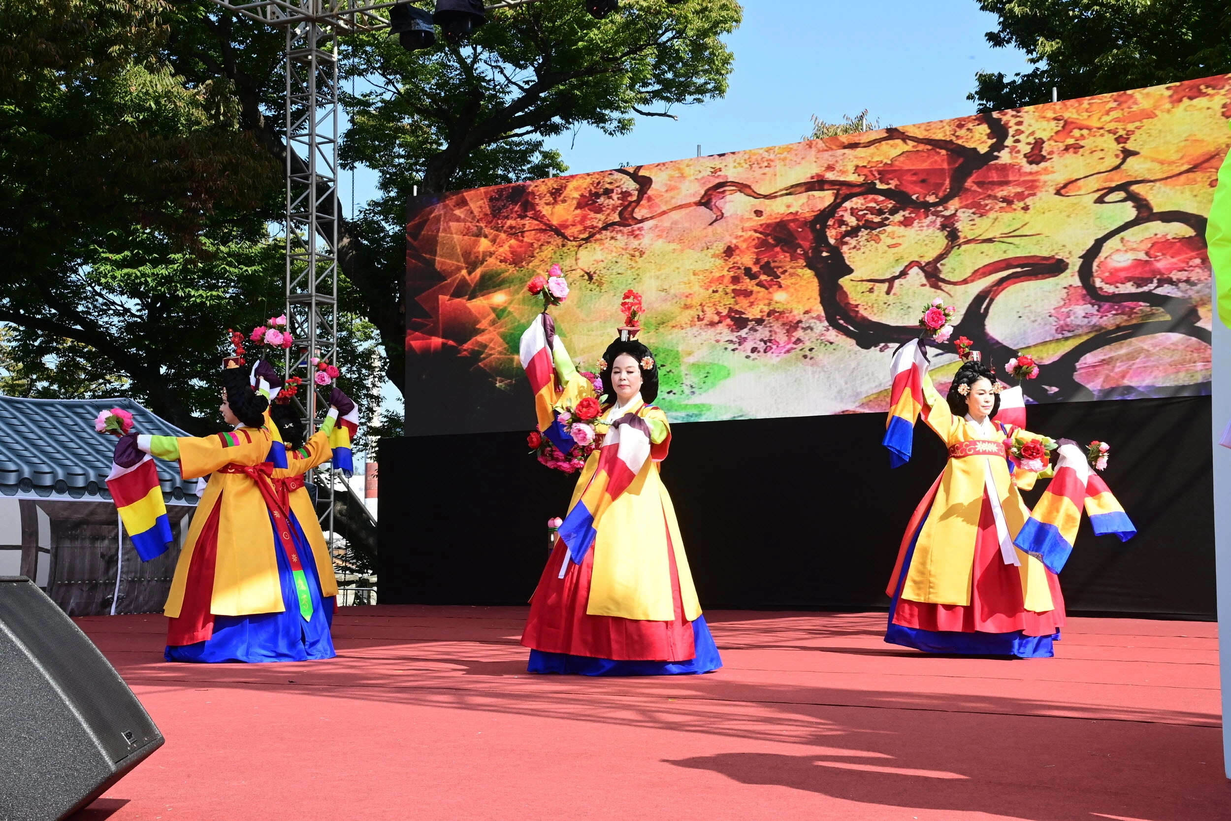 개천예술제 모습. 2025.10.2. 진주시 제공